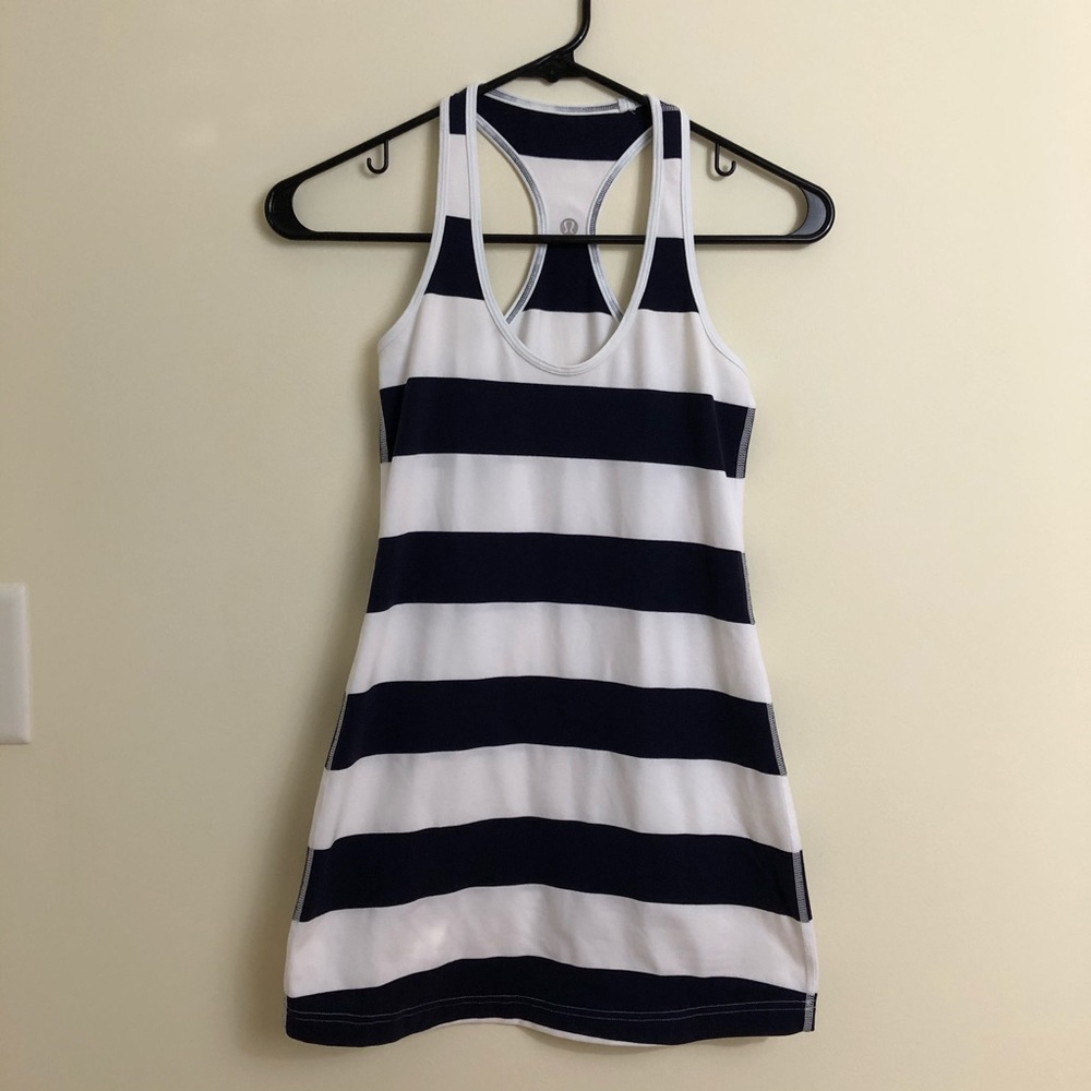 Lululemon Cool Racerback Reversible Tank.  P33